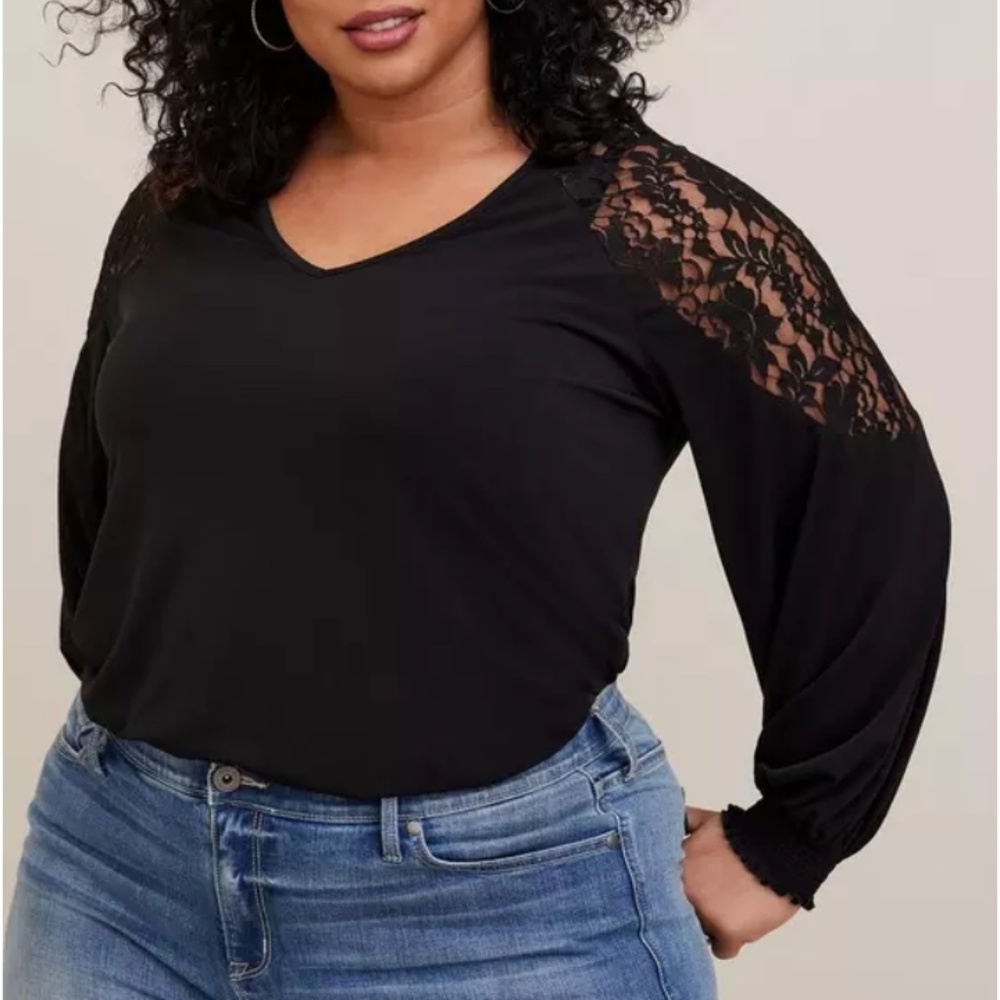 Torrid Studio Knit Lace Shoulder Top Long Sleeves Deep Black Size 4X EUC